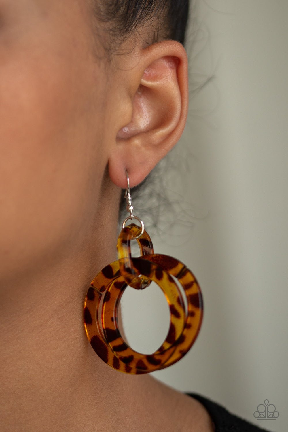 Retro Riviera - Brown Earring