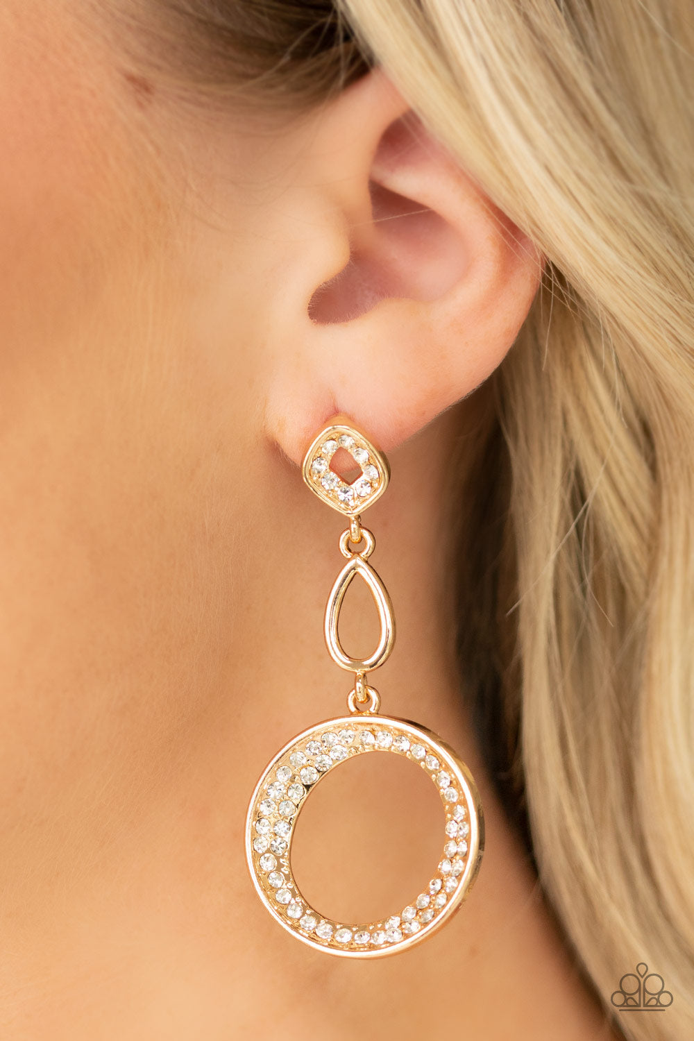 On The Glamour Scene - Gold Earrings